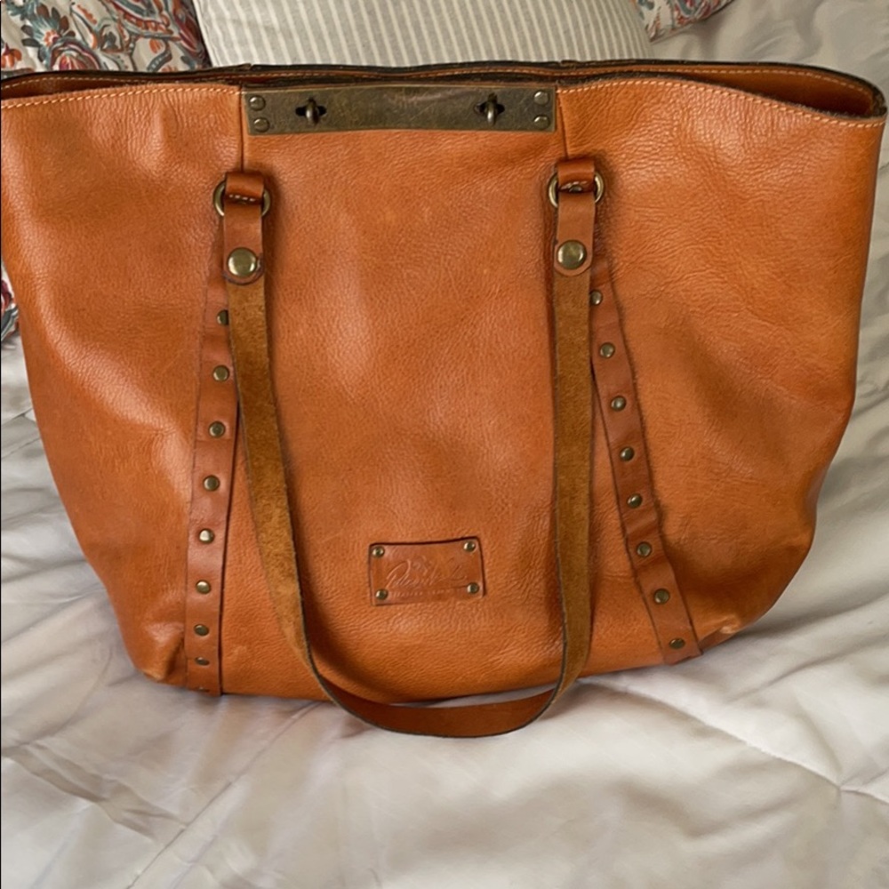 Leather tote bag
